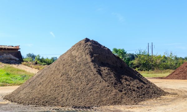 Black Dirt Delivery in Anaheim