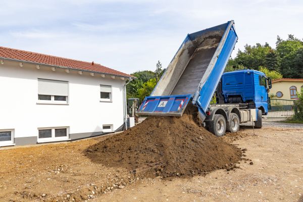 Garden Dirt Delivery in Anaheim