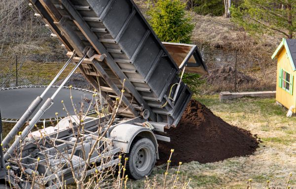 Yard Soil Delivery in Anaheim