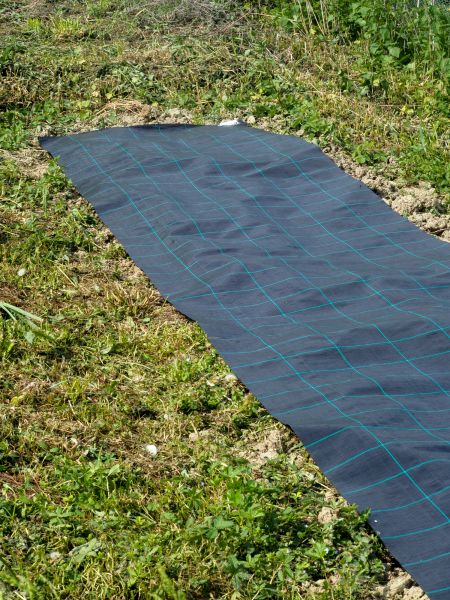 Weed Suppressant Installation in Anaheim